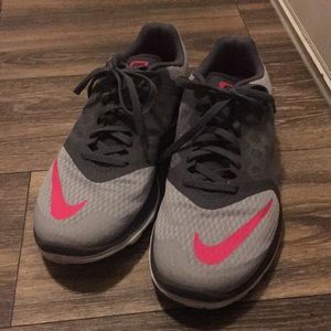 Size 9 Nikes